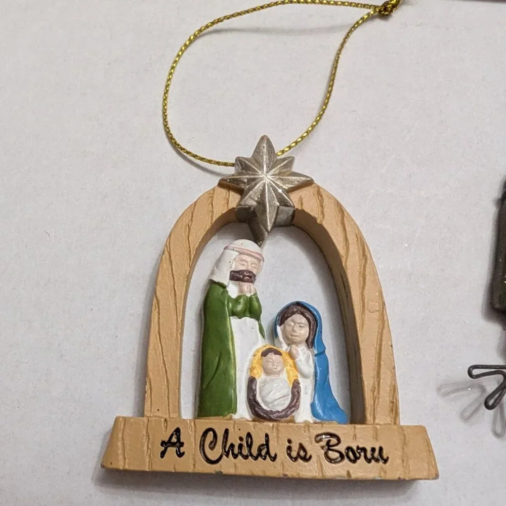 Nativity‎ Christmas Ornaments Needzo Decoupage lot of 3 vintage Holiday hanging